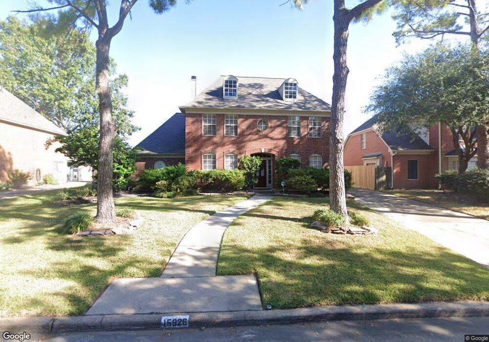 15926 Sweetwater Creek Dr, Houston, TX 77095 - photo 1