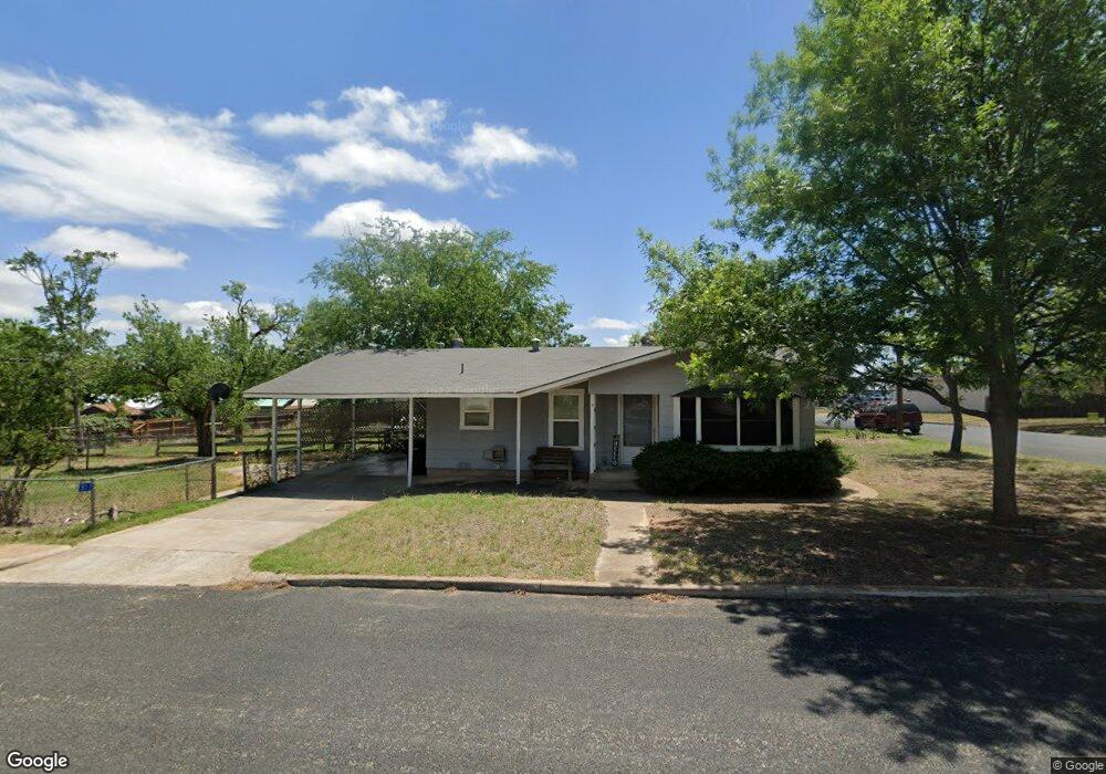 517 Saint Geralda St, Fredericksburg, TX 78624 - photo 1