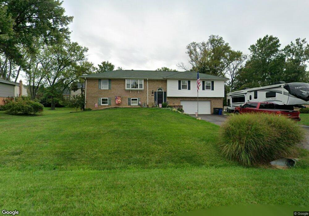 17508 Queen Elizabeth Dr, Olney, MD 20832 - photo 1