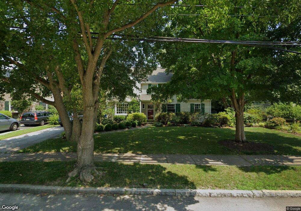 525 Rutgers Ave, Swarthmore, PA 19081 - photo 1