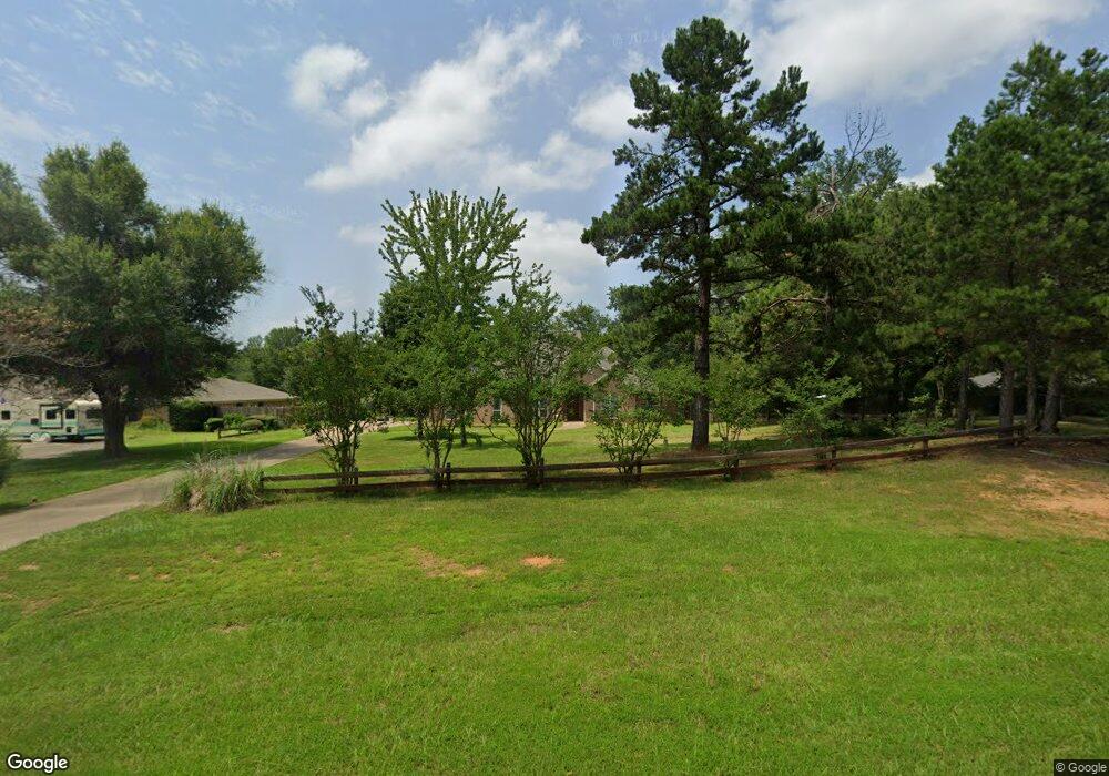 1310 Jeff Davis Dr, Tyler, TX 75703 - photo 1