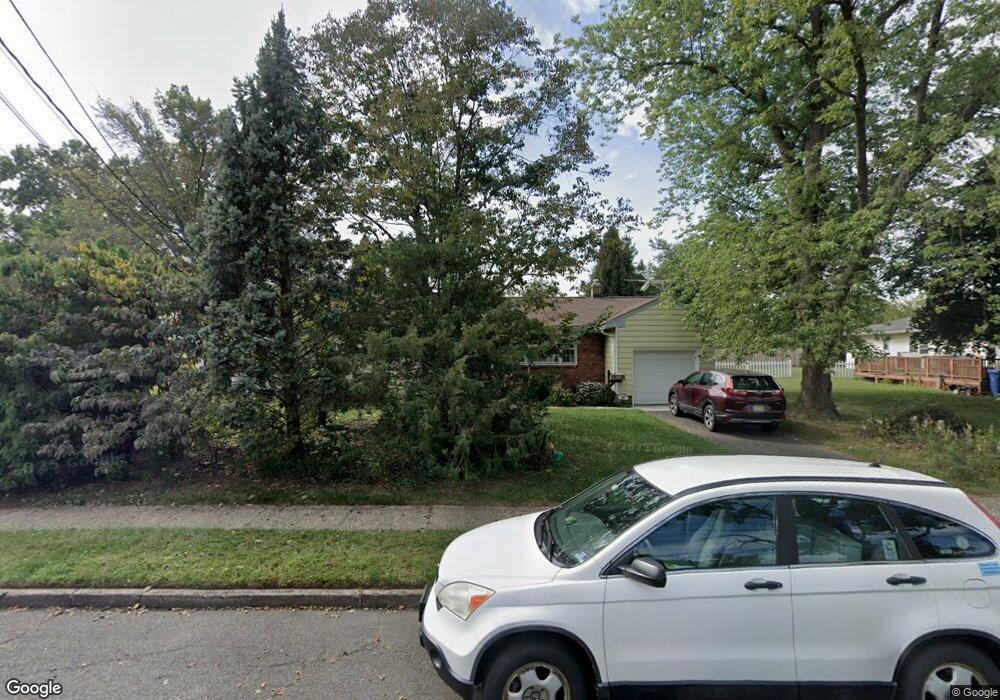 157 Mulberry Ln, Middlesex, NJ 08846 - photo 1