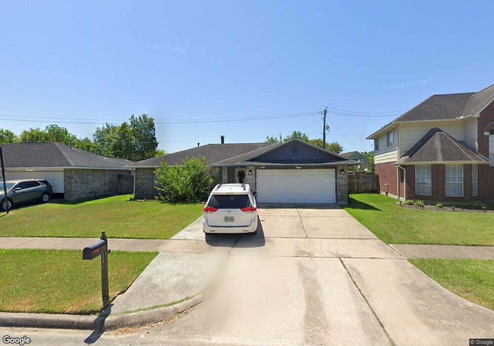 9438 Carmalee St, Houston, TX 77075 - photo 1