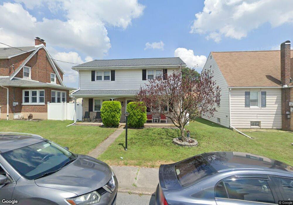 871 N Wahneta St unit 875, Allentown, PA 18109 - photo 1