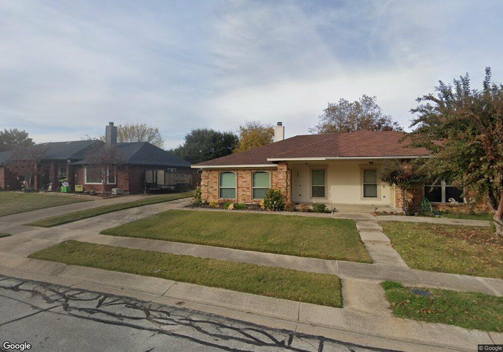 2409 Dalewood Ln, Bedford, TX 76022 - photo 1