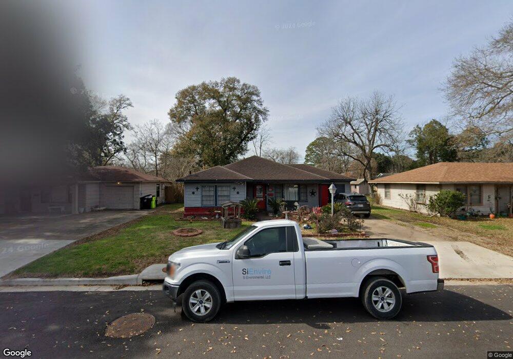 1408 Ward St, Rosenberg, TX 77471 - photo 1