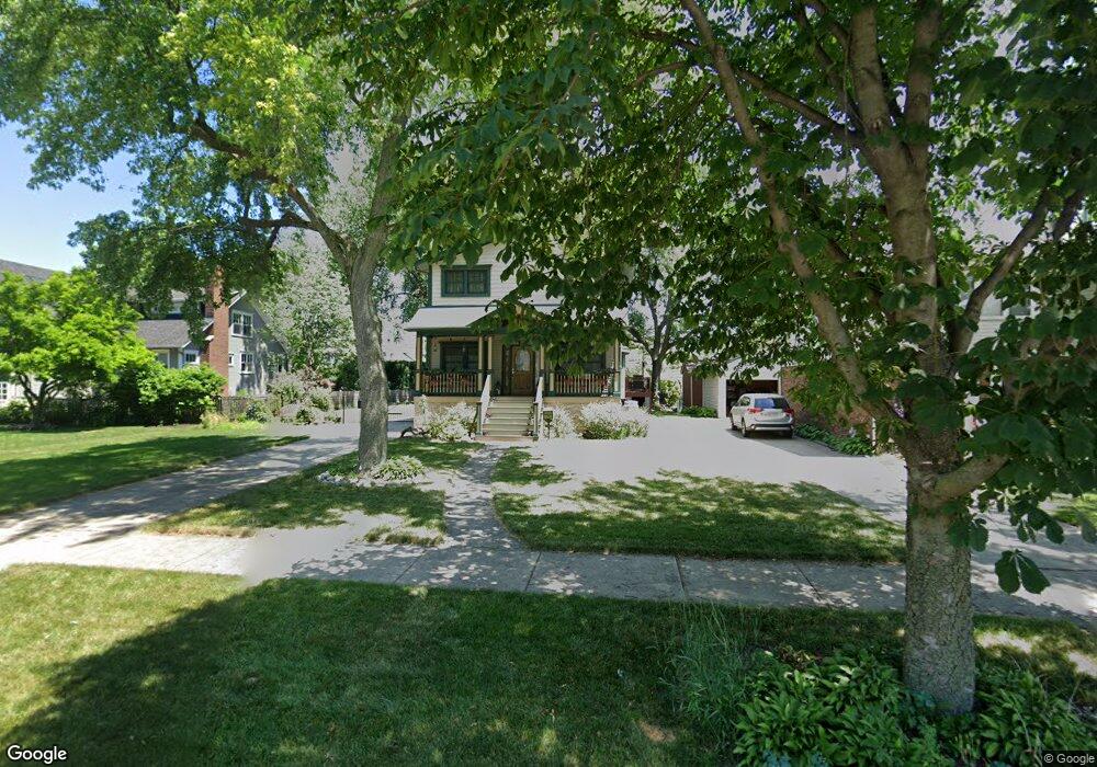 105 N Pine St, Elmhurst, IL 60126 - photo 1