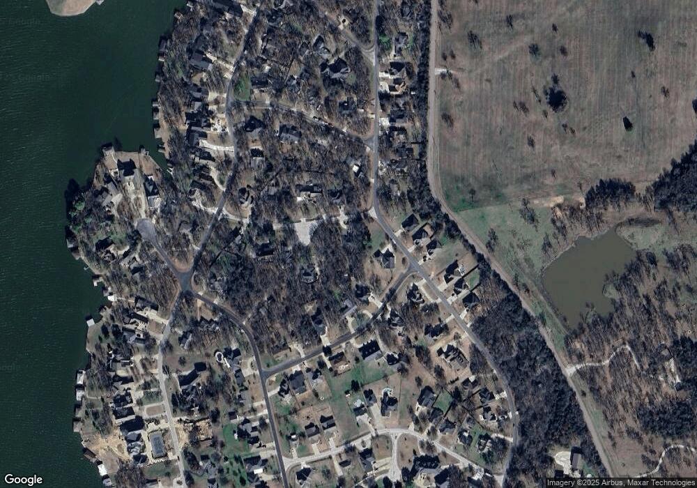 102 Houston Dr, Gainesville, TX 76240 - photo 1