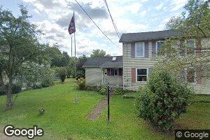 5 East St, Russell, PA 16345
