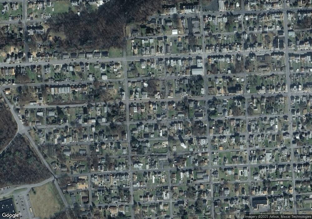 1416 W Mulberry St, Coal Township, PA 17866 - photo 1