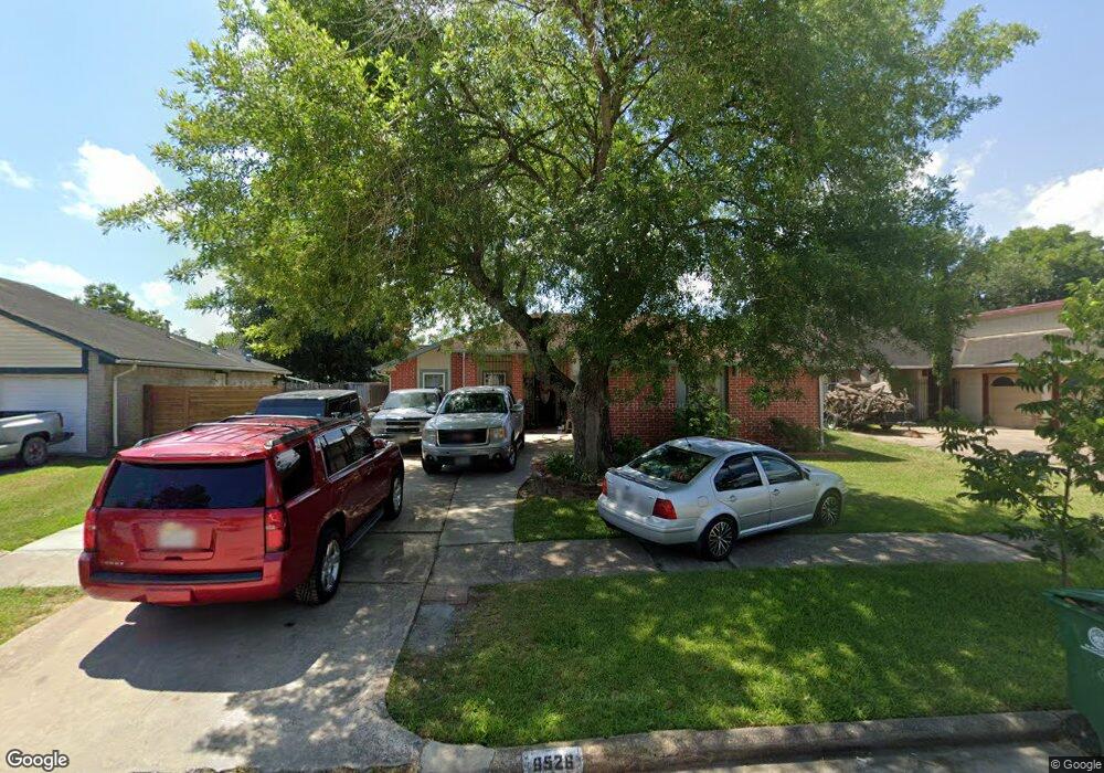 9526 Kingsvalley St, Houston, TX 77075 - photo 1