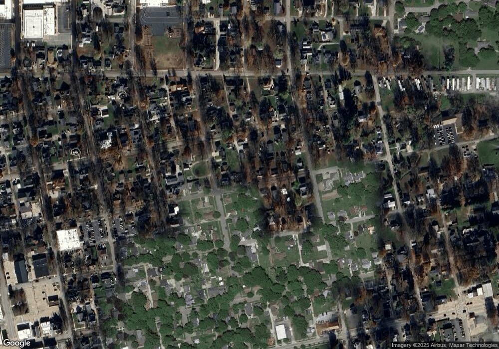 819 Harrison St, Covington, IN 47932 - photo 1