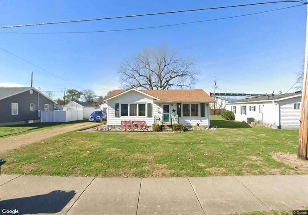 307 N Henrietta St, Effingham, IL 62401 - photo 1