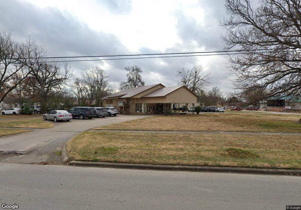 101 S Vann St, Pryor, OK 74361 - photo 1