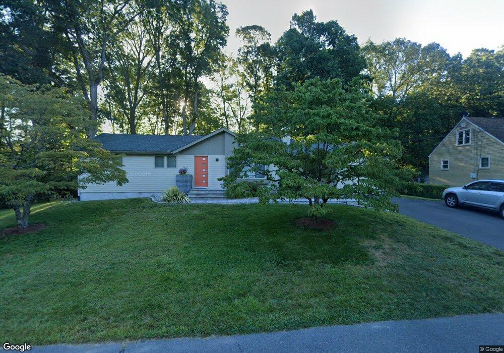 27 Carriage Dr, Enfield, CT 06082 - photo 1