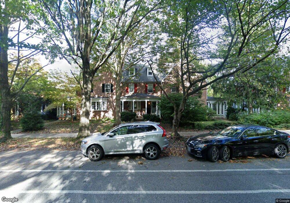 554 W University Pkwy, Baltimore, MD 21210 - photo 1