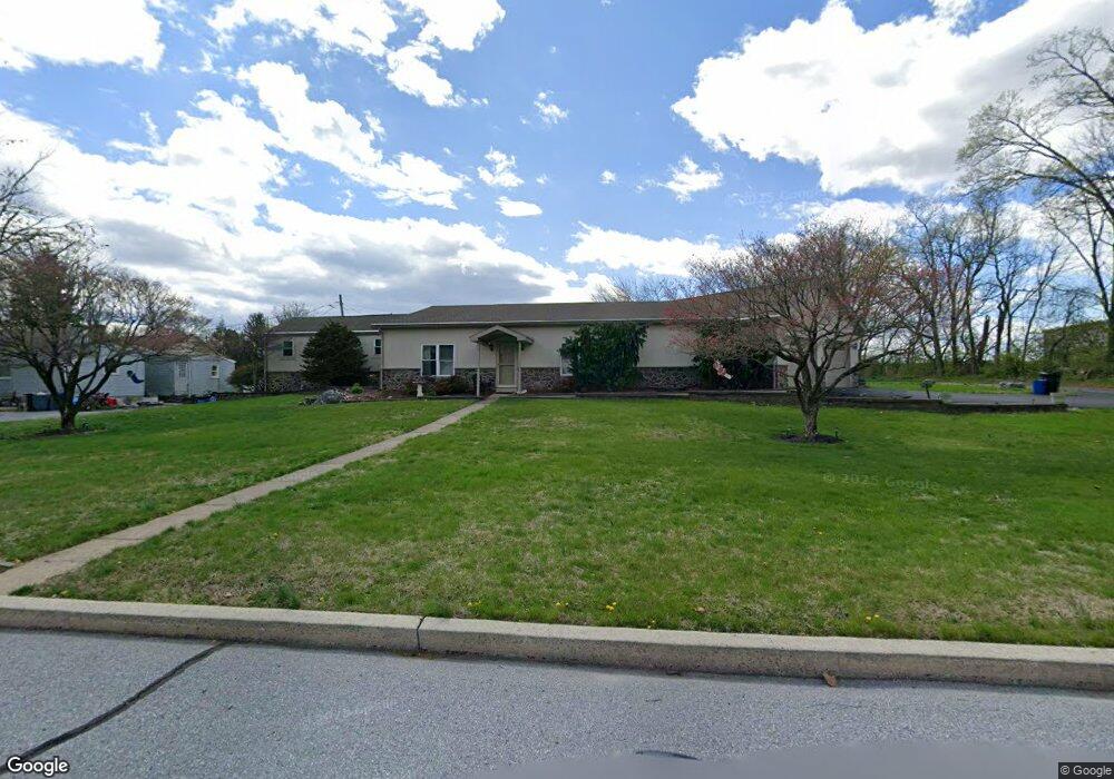 4027 Ardmore Ave, Reading, PA 19605 - photo 1