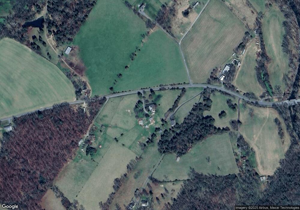 1122 Wakemans Grove Rd, Edinburg, VA 22824 - photo 1