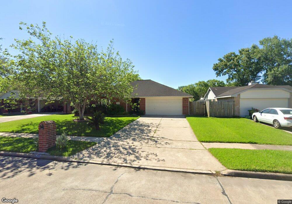 4215 Townes Forest Rd, Friendswood, TX 77546 - photo 1