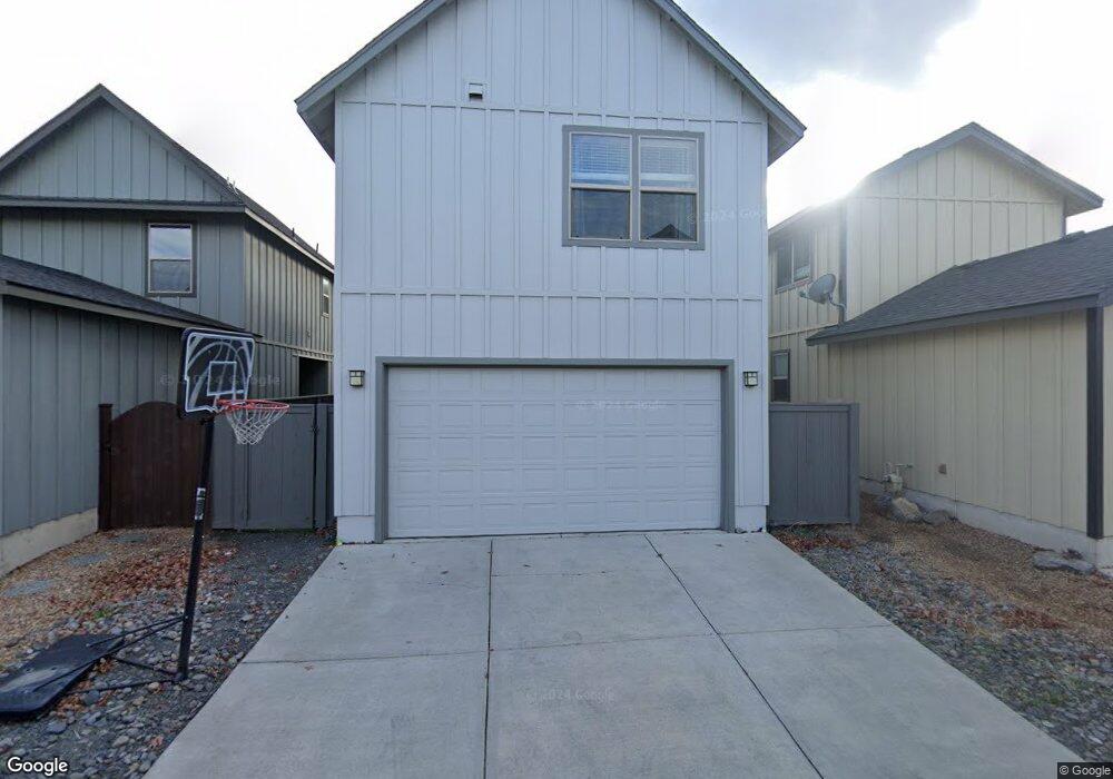 20524 NE Gloucester Ln, Bend, OR 97701 - photo 1