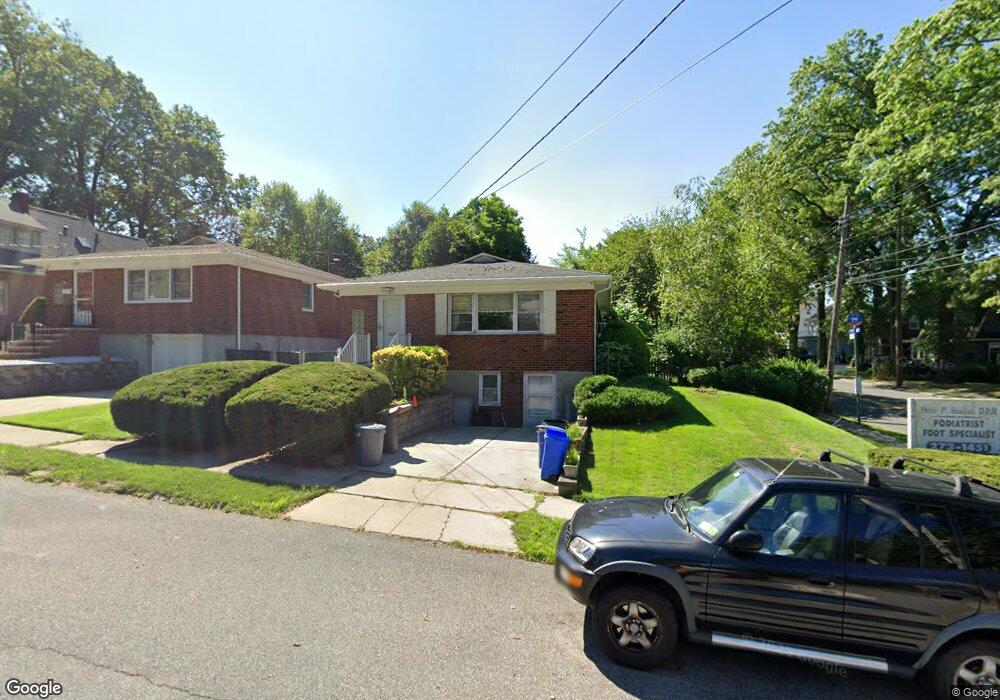 4 Coughlan Ave, Staten Island, NY 10310 - photo 1