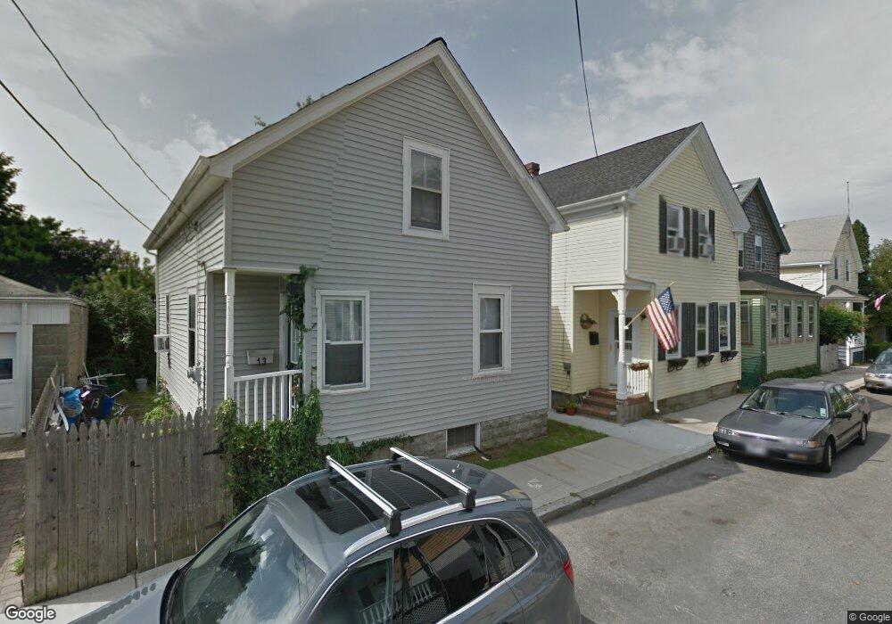 13 Lucas Ave, Newport, RI 02840 - photo 1
