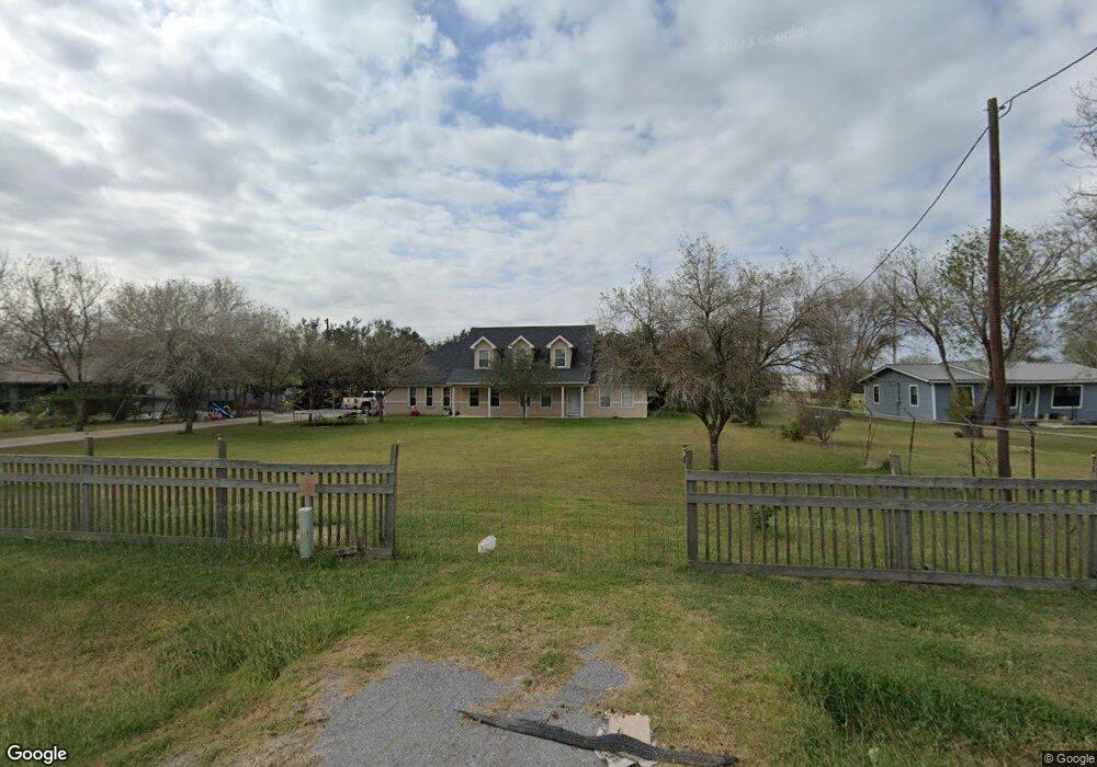 8325 N Mile 6 W, Weslaco, TX 78599 - photo 1