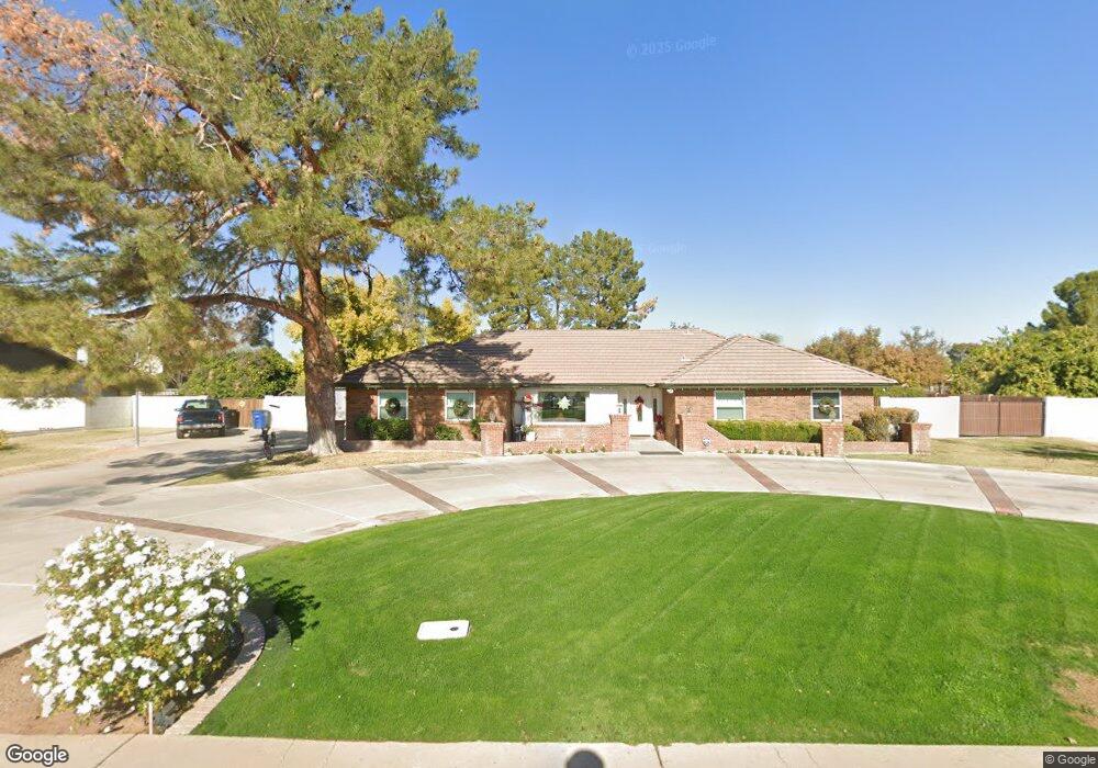 638 E Desert Ln, Gilbert, AZ 85234 - photo 1