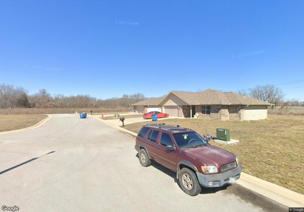 705 Sophia Ln, Carl Junction, MO 64834 - photo 1