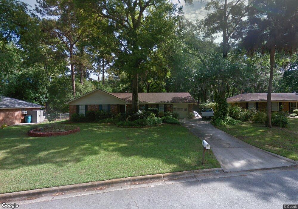 122 Hampshire Rd, Savannah, GA 31410 - photo 1