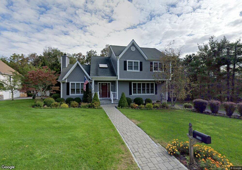 1250 Sunny Ridge Rd, Mohegan Lake, NY 10547 - photo 1