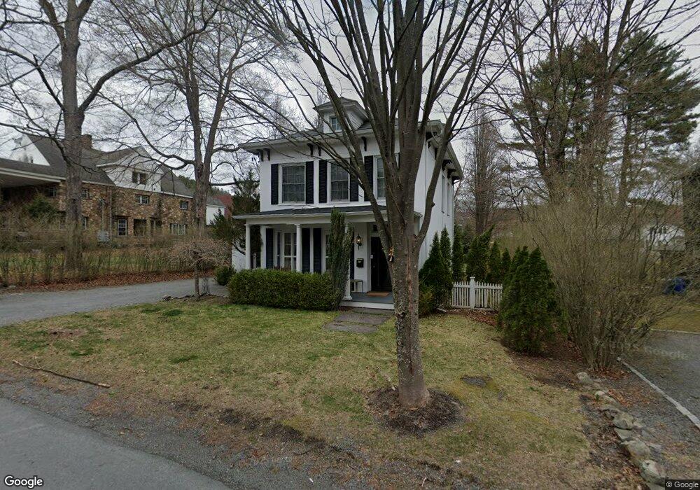 211 W Catharine St, Milford, PA 18337 - photo 1