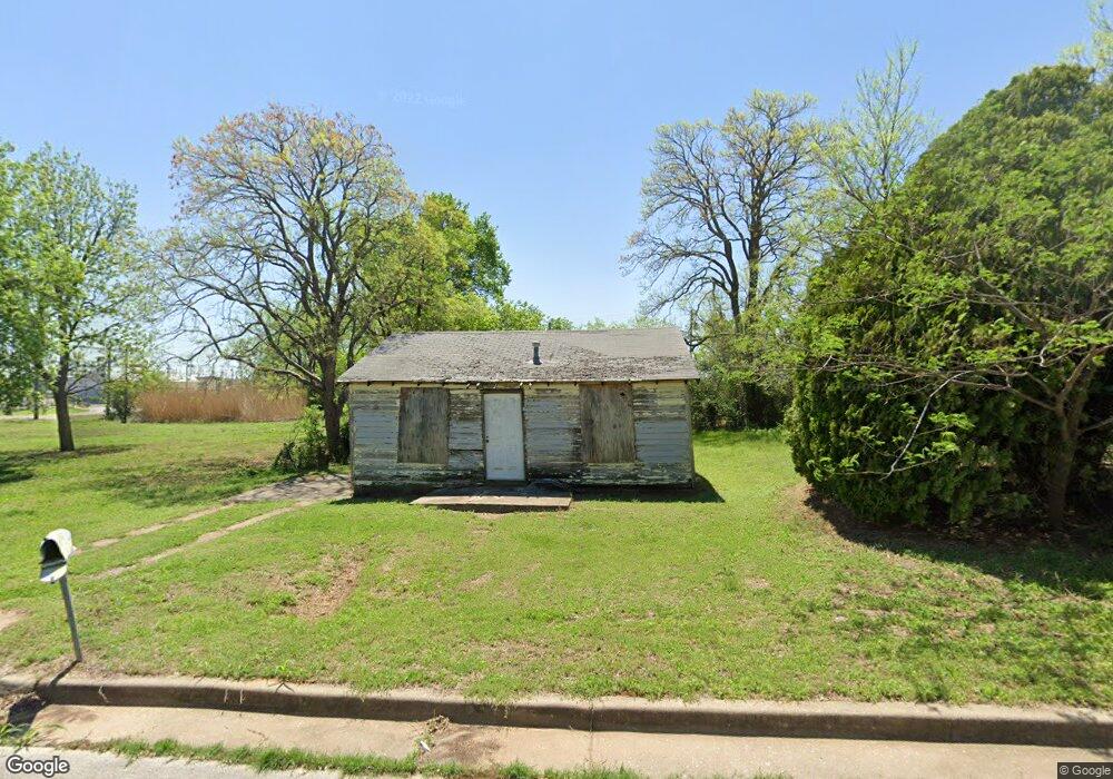 108 W Mulberry Ave, Duncan, OK 73533 - photo 1