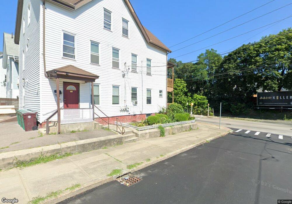 105 Hamlet Ave, Woonsocket, RI 02895 - photo 1