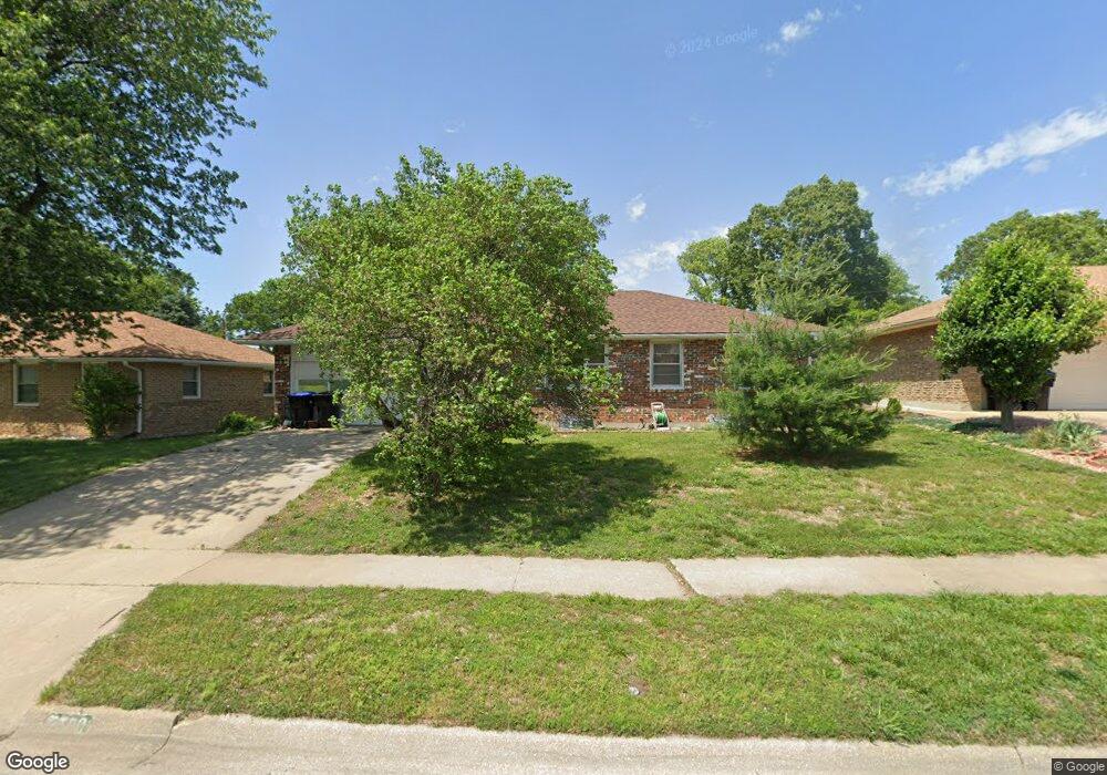 5300 SW 33rd St, Topeka, KS 66614 - photo 1
