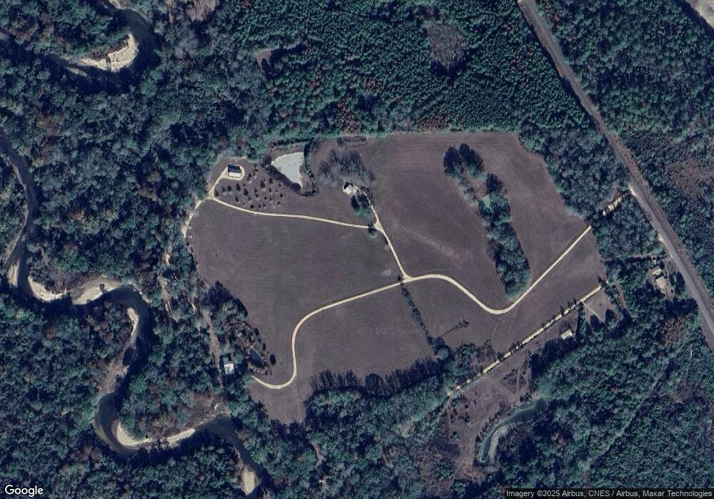 1050 Riverbend Ln S, McComb, MS 39648 - photo 1