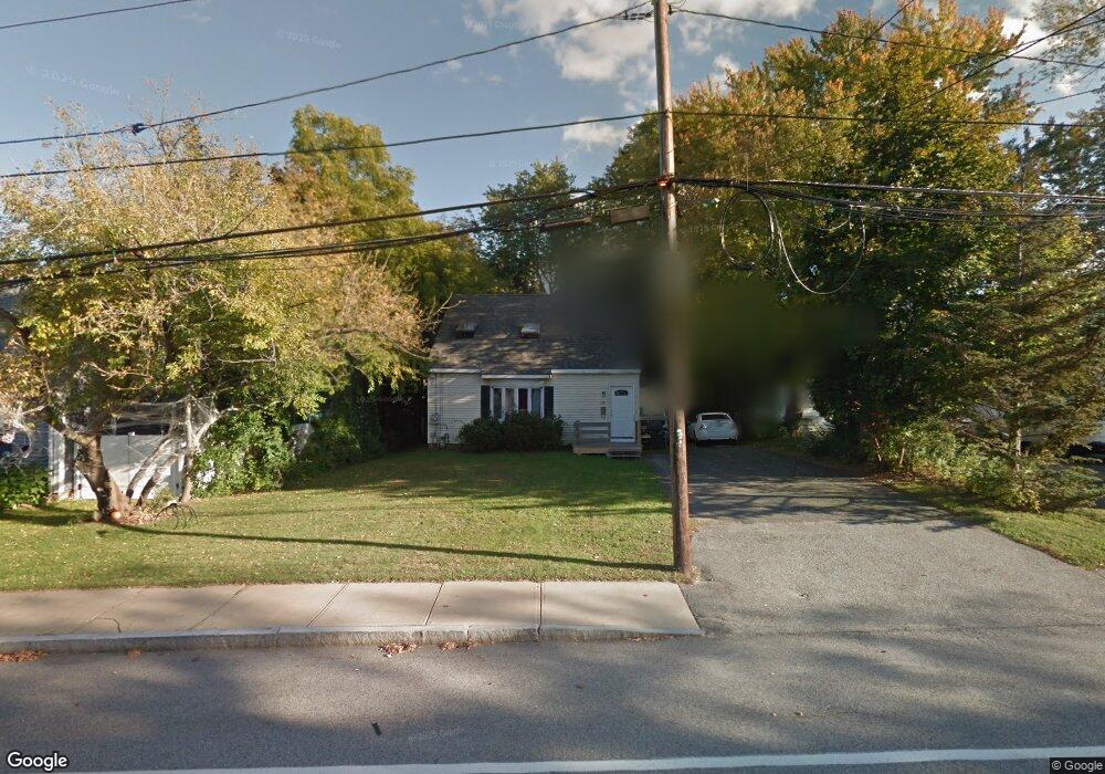 630 Dennett St, Portsmouth, NH 03801 - photo 1