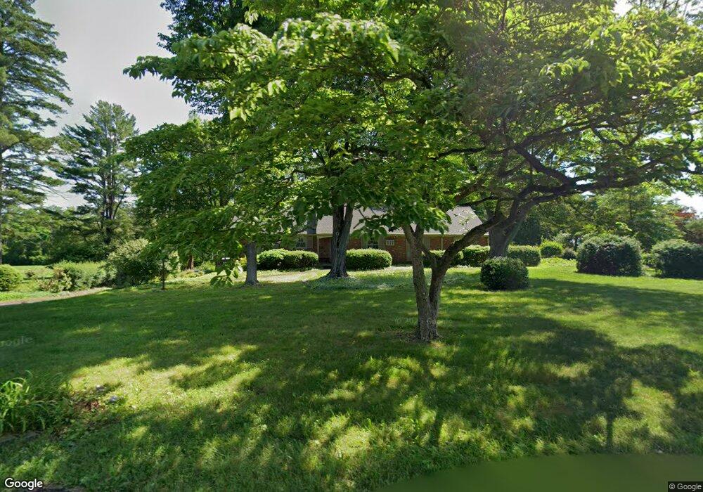 51 Lamp Post Rd, Doylestown, PA 18901 - photo 1