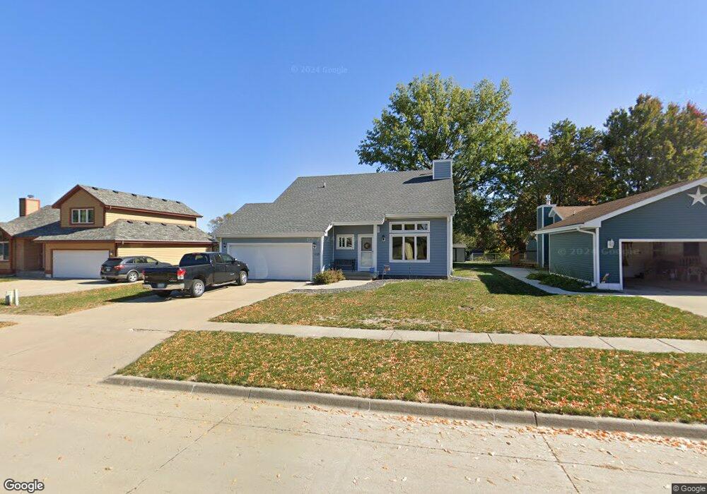 1108 E 16th St S, Newton, IA 50208 - photo 1