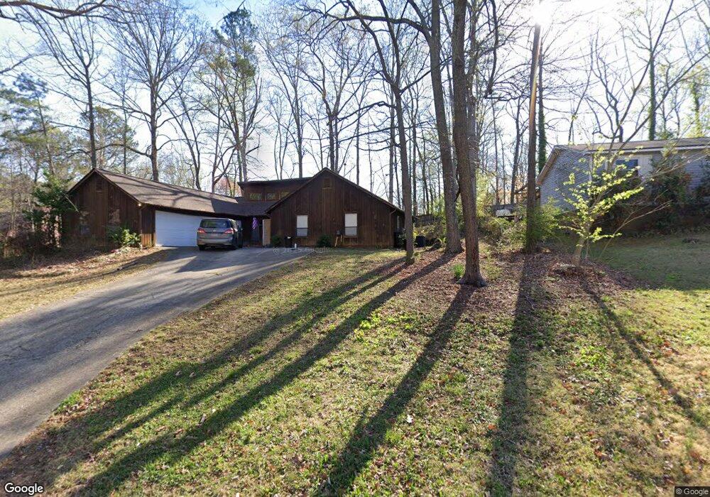 1540 Sir Galahad Dr SW, Marietta, GA 30008 - photo 1