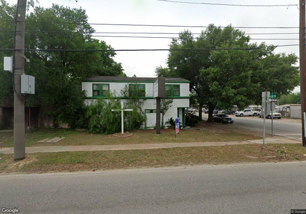 2319 Avenue H, Rosenberg, TX 77471 - photo 1