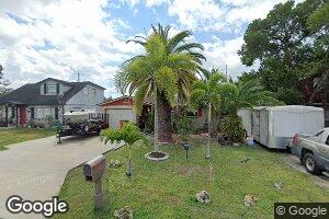 9150 Fairweather Dr, Largo, FL 33773