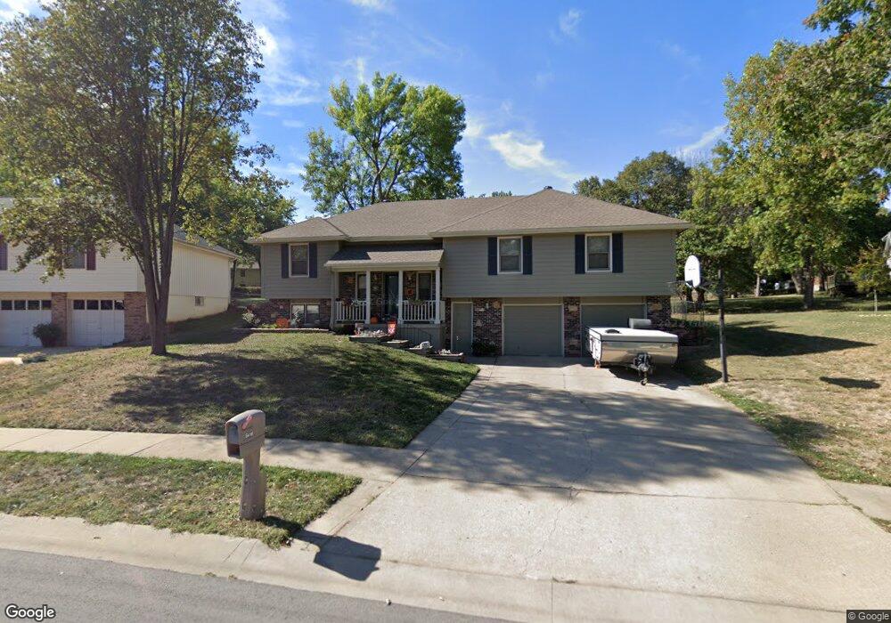 6416 Acuff St, Shawnee, KS 66216 - photo 1