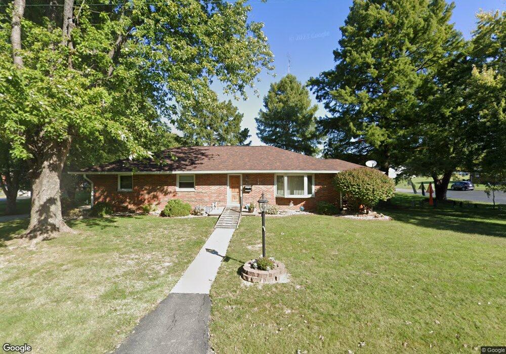 212 Bauer Ln, Maryville, IL 62062 - photo 1