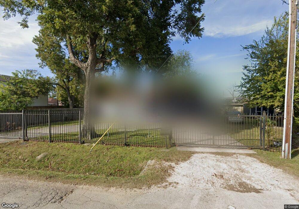 225 E 43rd St, Houston, TX 77018 - photo 1