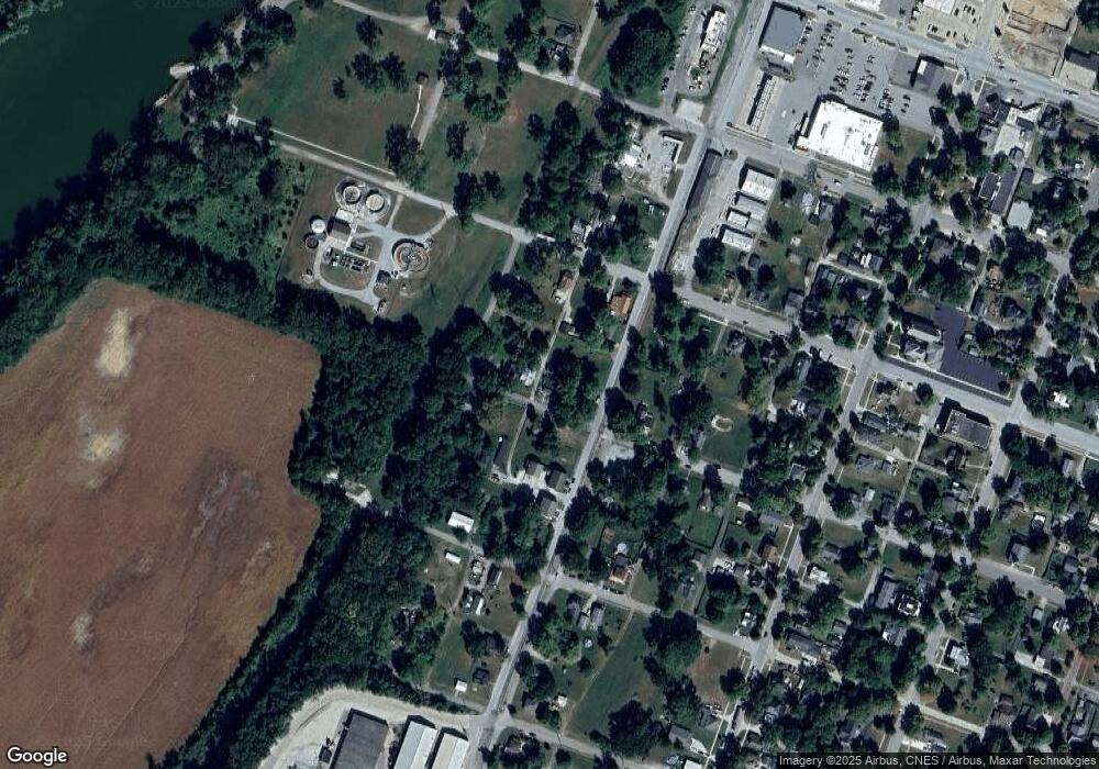 202 W Pike St, Attica, IN 47918 - photo 1