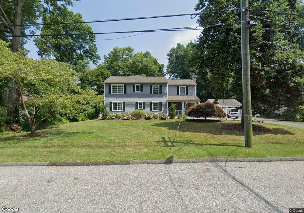 53 Sanford Ln, Stamford, CT 06905 - photo 1