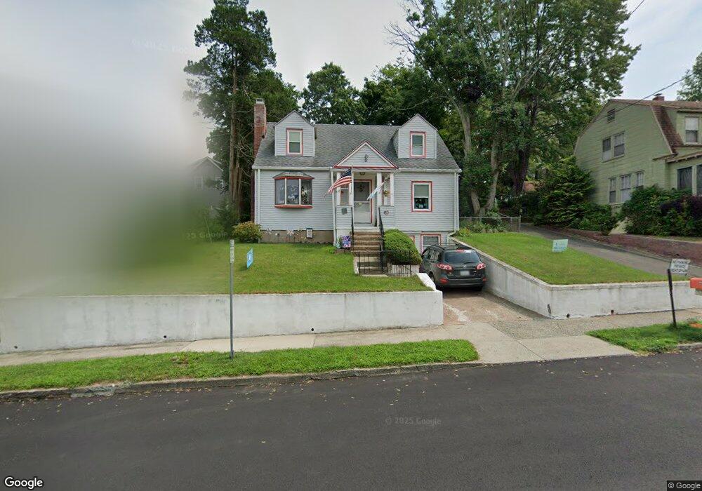 10 Winfred St, West Haven, CT 06516 - photo 1