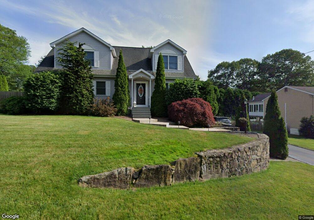 10 Birchwood Dr, Narragansett, RI 02882 - photo 1