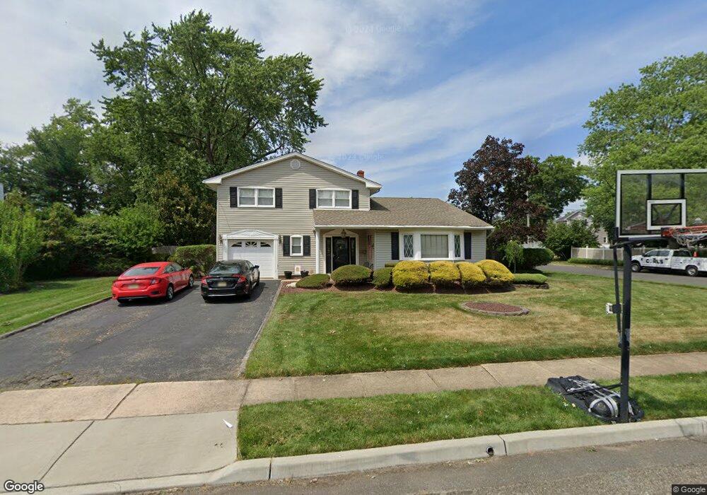 10 Shawnee Ln, Old Bridge, NJ 08857 - photo 1